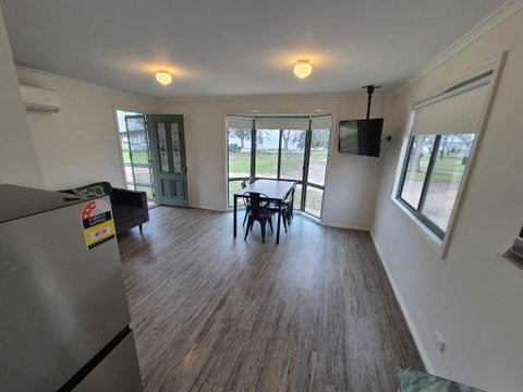 Eagle Point Caravan Park - Goulburn Accommodation 4
