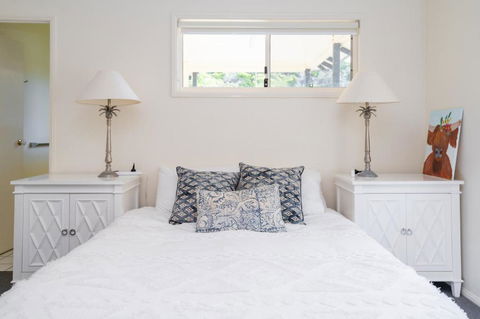 E.V. - Eurong Beach Villa - Goulburn Accommodation 4