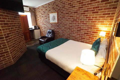 Exies Bagtown - Goulburn Accommodation 2