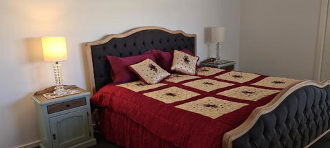 ENGEDI - Goulburn Accommodation 3