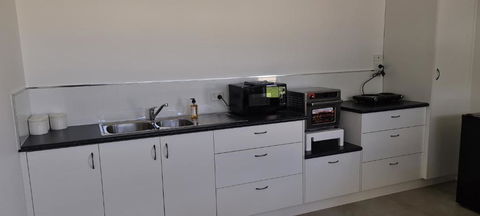 ENGEDI - Goulburn Accommodation 4