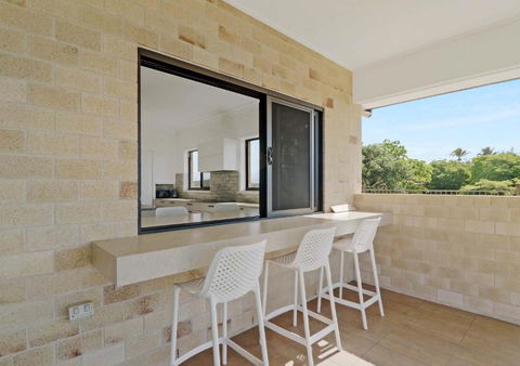 ESCAPE WITH A VIEW - Goulburn Accommodation 4