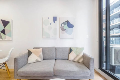 Executive Comfort Living Near La Trobe & RMIT Uni - Goulburn Accommodation 2