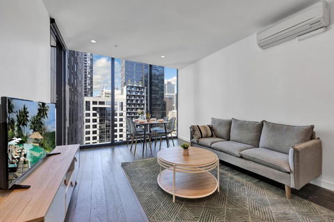 EQ Tower Modern Apartments Melbourne Central CBD - Goulburn Accommodation 1