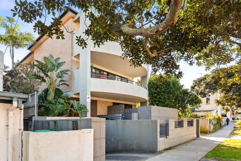 Fab Bondi 2-Bed With Courtyard & Alfresco Dining - Goulburn Accommodation 4