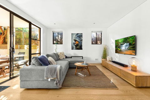 Fab Bondi 2-Bed With Courtyard & Alfresco Dining - Goulburn Accommodation 2