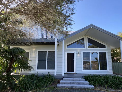 FAIR11W - Fairlight House - Goulburn Accommodation 0
