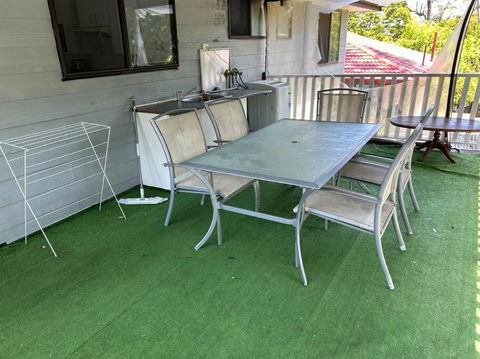 FAMILY 3-bedroom Everton Hills Apartment - Goulburn Accommodation 3