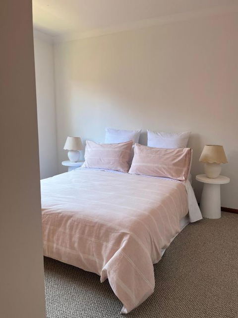 FERN - Goulburn Accommodation 4