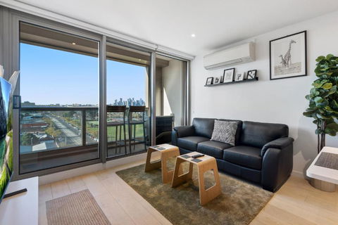 FLEMINGTON - Melbourne City Views - Goulburn Accommodation 1