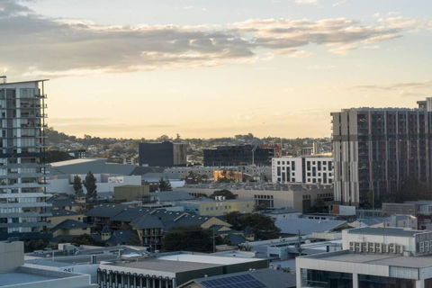 FV Peppers 2BR 2BA W Parking, Shared Spa, Gym, Pool - Goulburn Accommodation 4