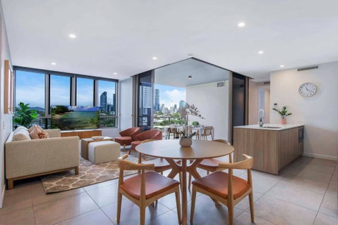 Gabba Oasis:Luxury 3BRM Apt Pool - Goulburn Accommodation 0