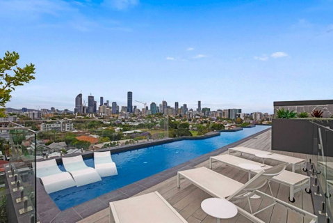 Gabba Oasis:Luxury 3BRM Apt Pool - Goulburn Accommodation 1