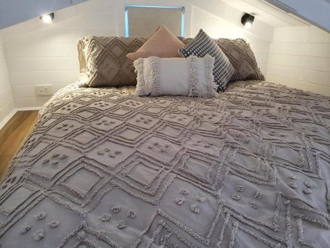 Gem View - Tiny Home - Goulburn Accommodation 3