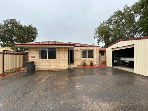 Geraldton Luxury Vacation Home With Free Streaming - Goulburn Accommodation 3