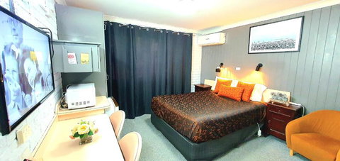 Goldrush Motel Young CBD - Goulburn Accommodation 4