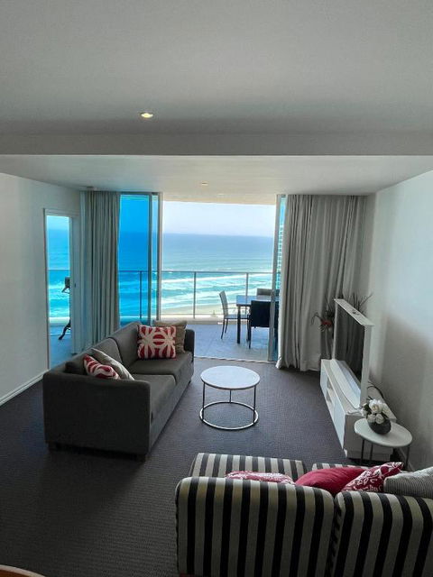 H Luxury Apartment At Surfers Paradise High Floor - Goulburn Accommodation 1
