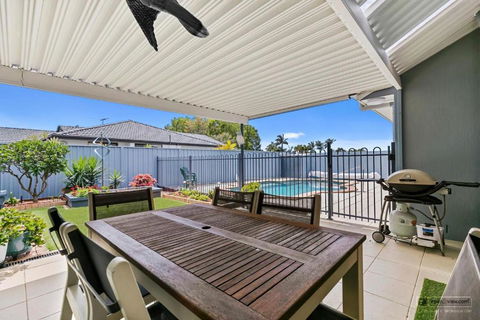 HALYCON HOUSE - Goulburn Accommodation 1