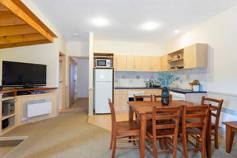 HAY SHED Chalet, Alpine-getaways - Goulburn Accommodation 1