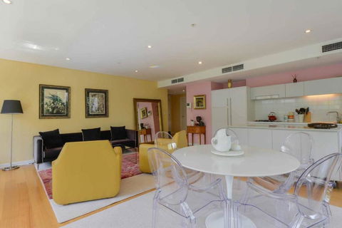 HAZEL Chapel St Socialite. Pool, Spa & Gym - Goulburn Accommodation 1