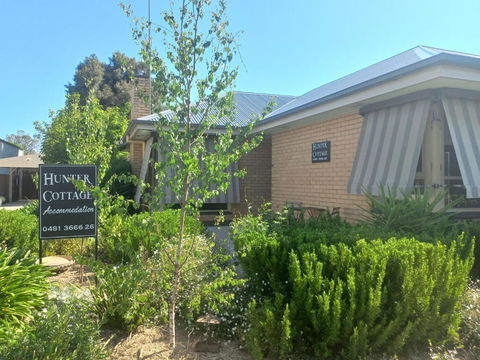 Hunter Cottage Euroa - SHORT TERM RENTAL - Goulburn Accommodation 1