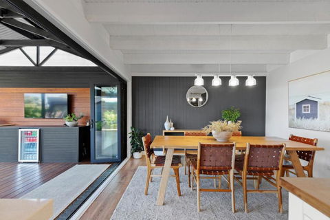 Hygge Loft - Goulburn Accommodation 1