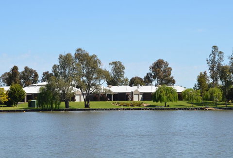 Adelphi Views On Luton - Woodlands - Goulburn Accommodation 2