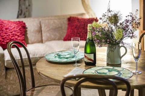 AL RU Farm - Goulburn Accommodation 2