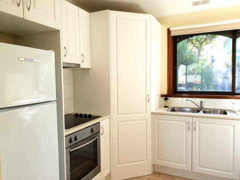 Alkira Inverloch Heights - Goulburn Accommodation 3