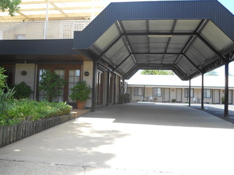 All Seasons Motor Lodge - Goulburn Accommodation 0