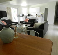 Almas Cottage - Goulburn Accommodation