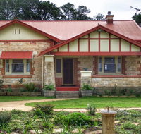 Amongst the Vines Deluxe Retreat - Goulburn Accommodation