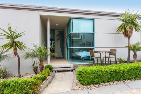 Anglesea River Apartments - Spa Apartment 23 - Goulburn Accommodation 0