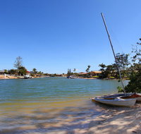 Anjuna 2 - 2 BDRM Budget Stay on Canal - Goulburn Accommodation