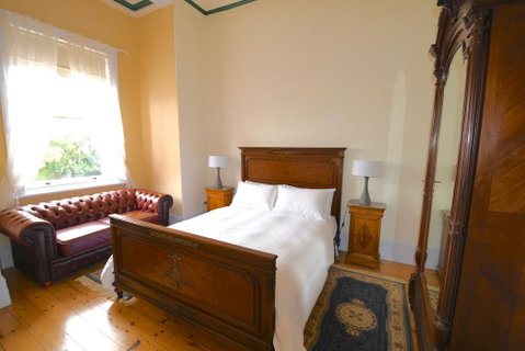 Annesley House - Goulburn Accommodation 2