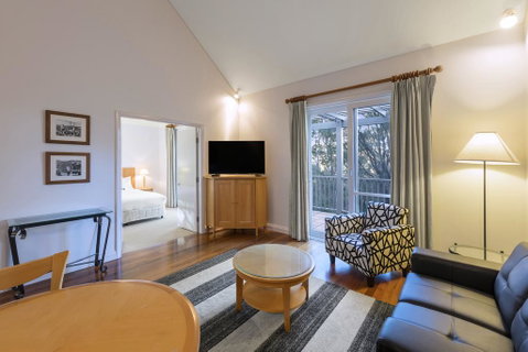Apartments @ 15 Thompsons - Goulburn Accommodation 0