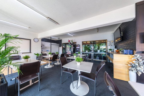 Ascot Budget Inn & Residences - Goulburn Accommodation 3