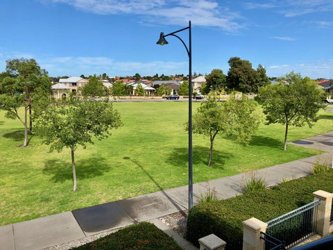 Ashington Gardens - Goulburn Accommodation 2
