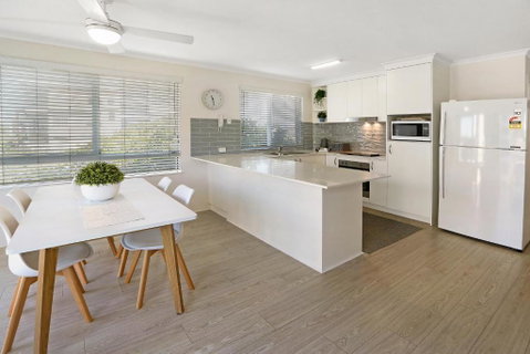 MAINSAIL8- MOOLOOLABA BEACH - Goulburn Accommodation 0