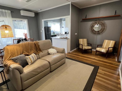 Mooney St Manor - Goulburn Accommodation 3