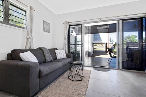 Modern Luxury Studio Apartment - Goulburn Accommodation 2