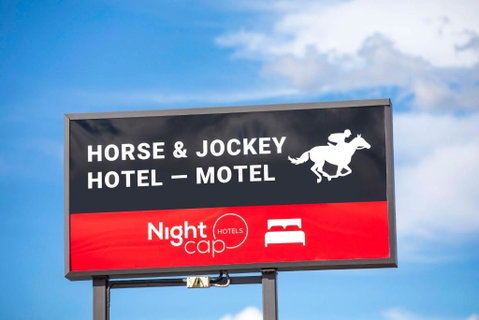 Nightcap At Horse & Jockey Hotel Warwick - Goulburn Accommodation 2