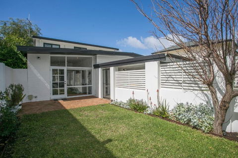 NOR214 - Northstead Coastal Charm - Goulburn Accommodation 2
