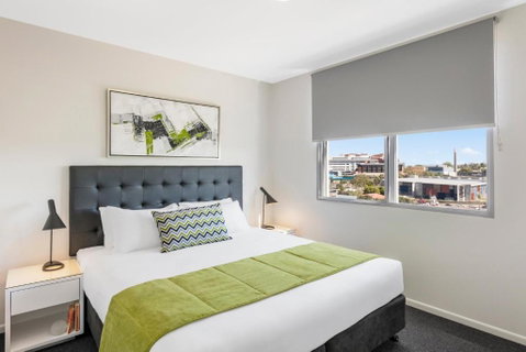 Oaks Brisbane Woolloongabba Suites - Goulburn Accommodation 1