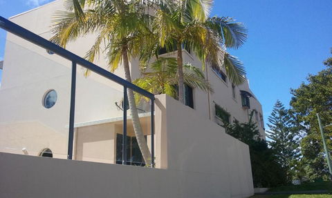 Oceanview 6 With Rooftop Terrace & Spa - Goulburn Accommodation 1