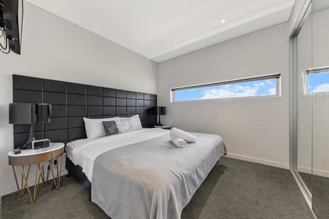 One Bedroom Private Apartment At 88 Archer St Chatswood - Goulburn Accommodation 1