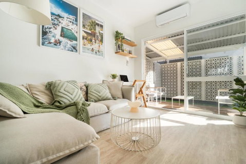 PALMA - Couples Beach Shack! - Goulburn Accommodation 0