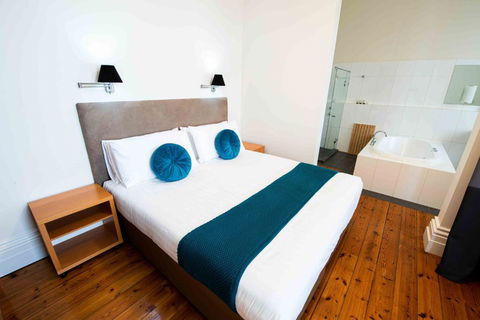 Park Hotel - Goulburn Accommodation 2