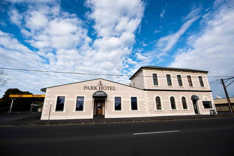 Park Hotel - Goulburn Accommodation 0