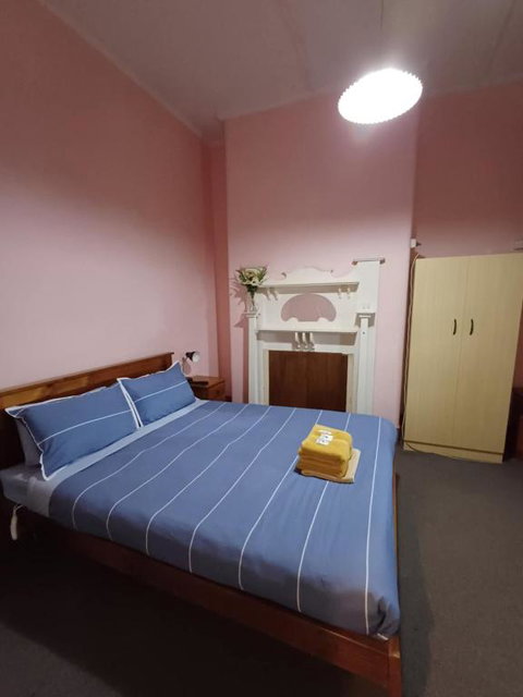 PETERBOROUGH HOTEL - Goulburn Accommodation 2